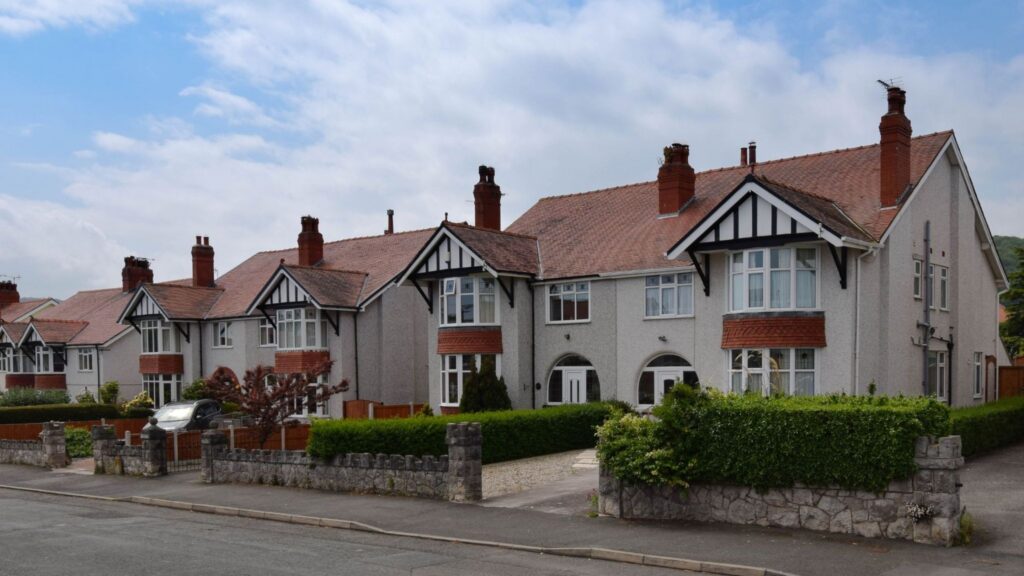 a street of 1930s semi-detached homes in bristol